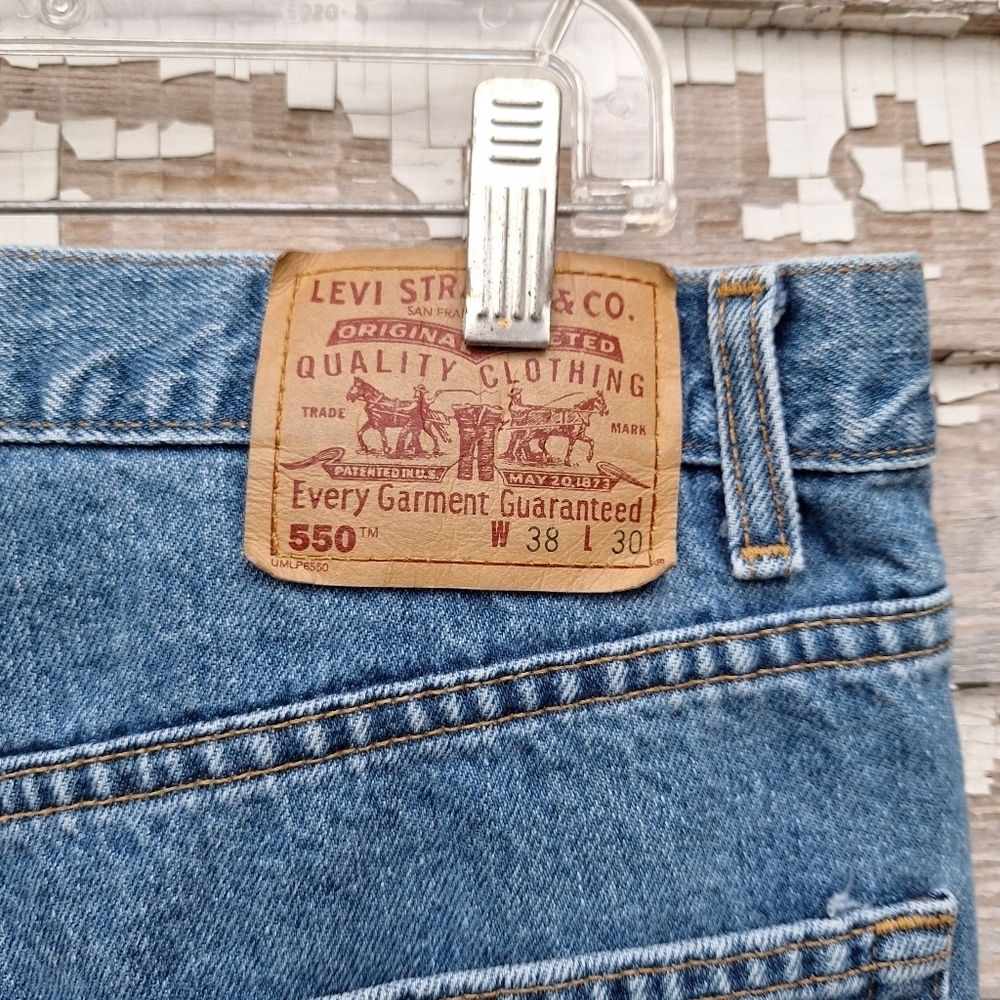 Vintage Levis 550 Relaxed Fit Jeans Size 38 X 30 - Picture 4 of 7